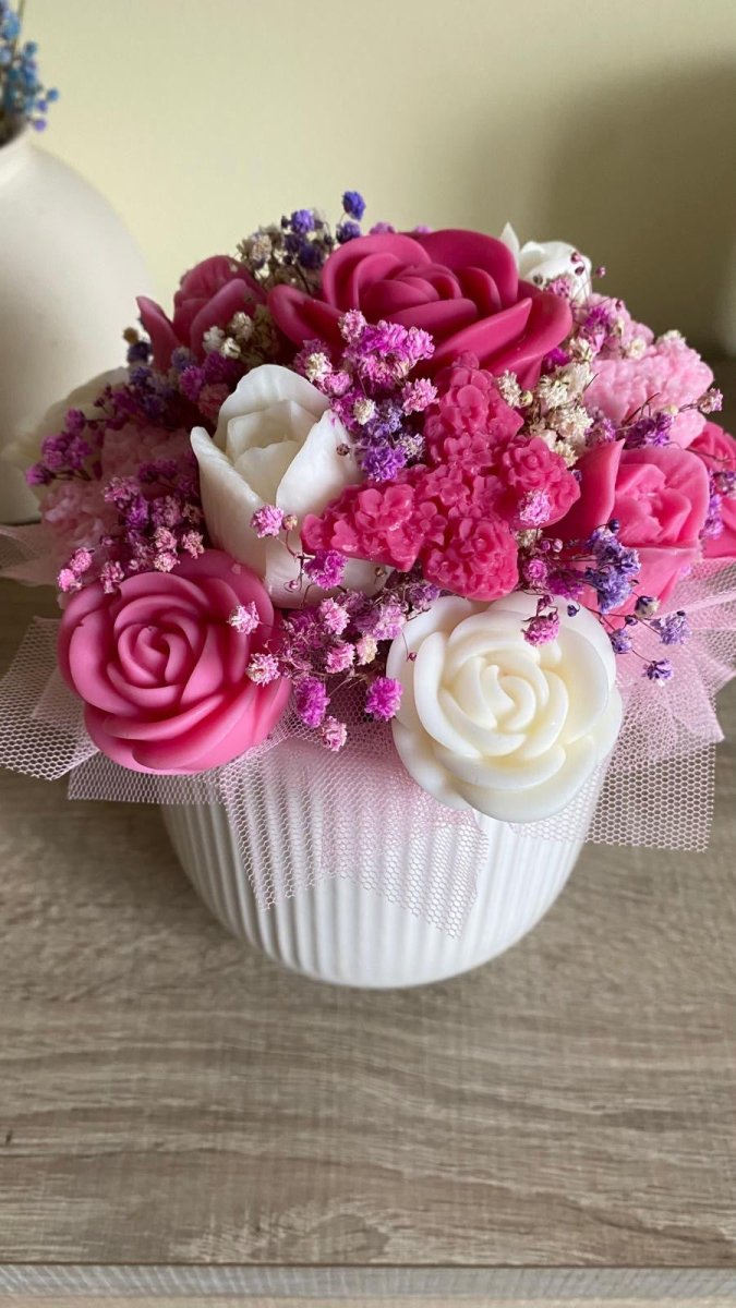 Ramo de Rosas y Tulipanes AROMA GROSELLA NEGRA & ROSA | Centro de Flores decorativo Wax Melts - Seasons Box Shop